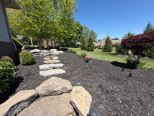 186 Chardonnay Court, Winchester, KY 40391