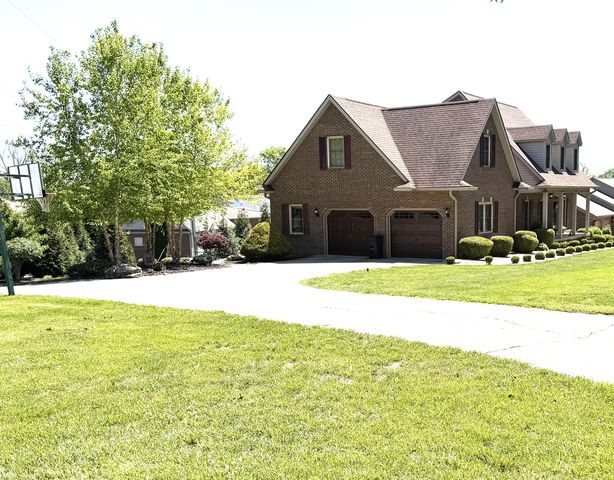 186 Chardonnay Court, Winchester, KY 40391