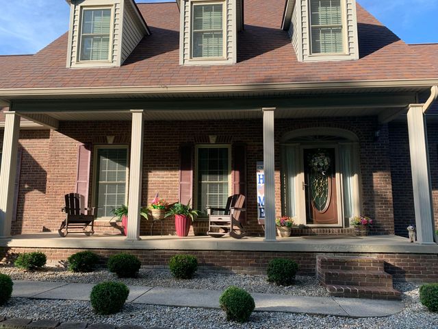186 Chardonnay Court, Winchester, KY 40391