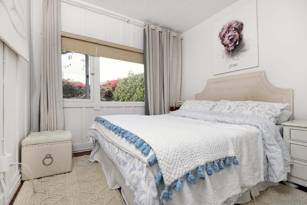 Image 14 of property listing at 7979 Prospect Pl, La Jolla, CA 92037