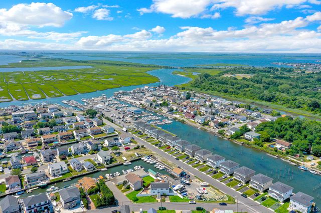 3612 Somerset Drive, Seaford, NY 11783