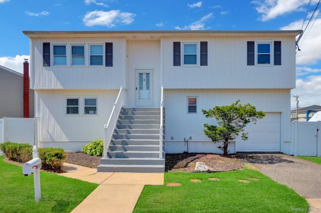 3612 Somerset Drive, Seaford, NY 11783