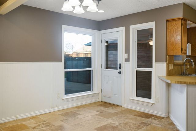 1521 Barclay Drive, Carrollton, TX 75007