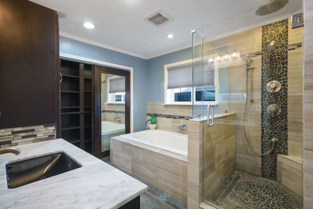 1521 Barclay Drive, Carrollton, TX 75007