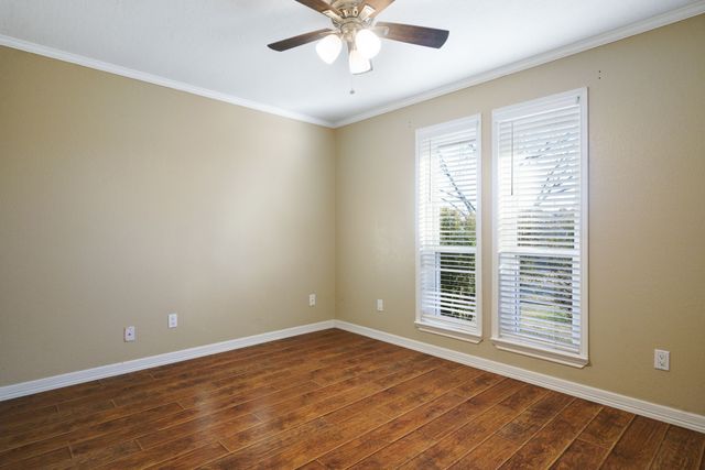 1521 Barclay Drive, Carrollton, TX 75007