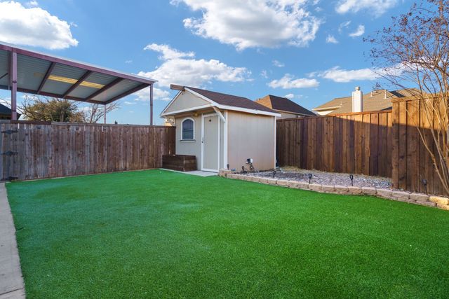 1521 Barclay Drive, Carrollton, TX 75007