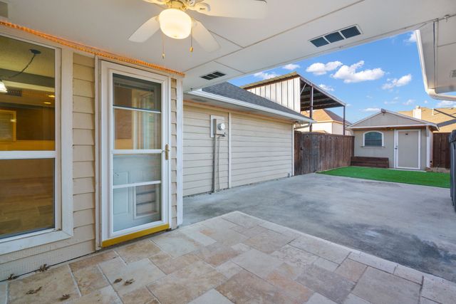 1521 Barclay Drive, Carrollton, TX 75007