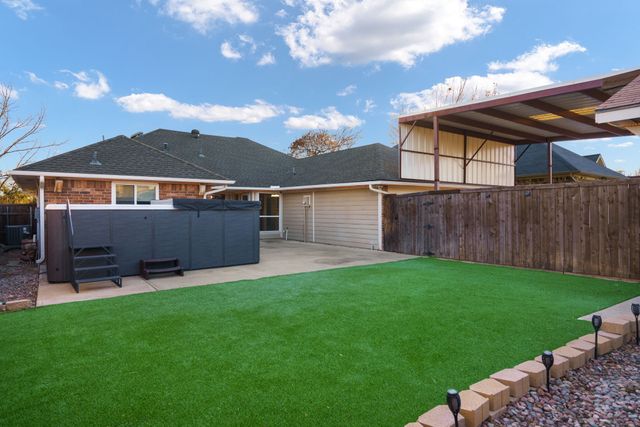 1521 Barclay Drive, Carrollton, TX 75007