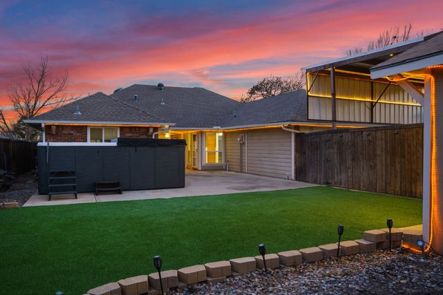 1521 Barclay Drive, Carrollton, TX 75007