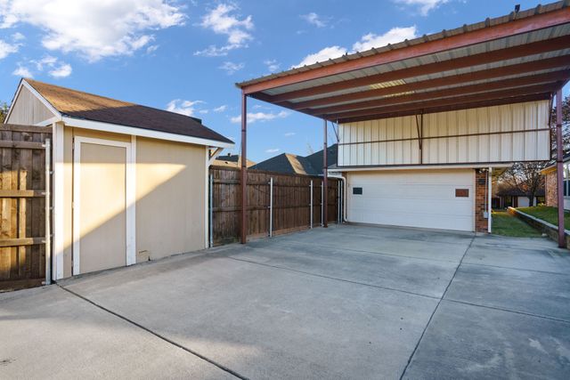 1521 Barclay Drive, Carrollton, TX 75007