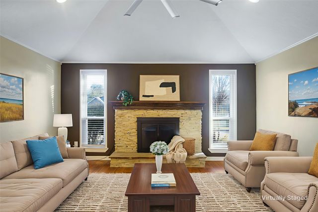 1521 Barclay Drive, Carrollton, TX 75007