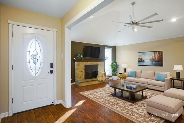 1521 Barclay Drive, Carrollton, TX 75007