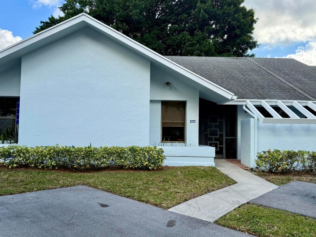 10926 Hidden Lake Place, Boca Raton, FL 33498