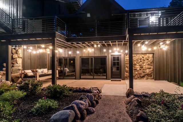 W2530 Krueger ROAD, Lake Geneva, WI 53147