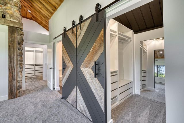 W2530 Krueger ROAD, Lake Geneva, WI 53147