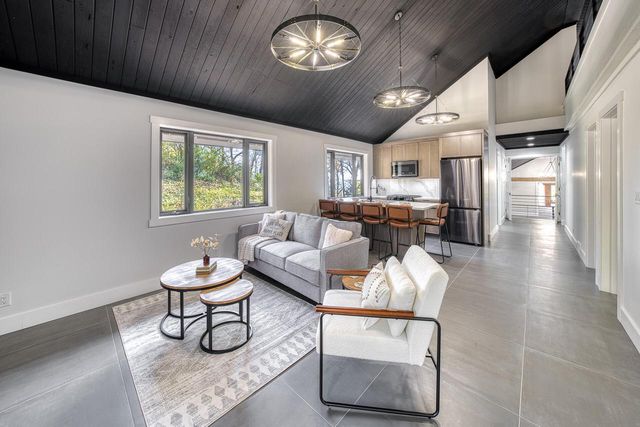 W2530 Krueger ROAD, Lake Geneva, WI 53147