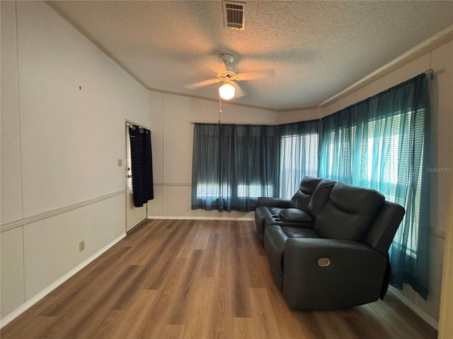 3945 N CITRUS CIRCLE 232, Zellwood, FL 32798