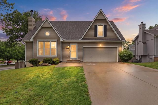 1548 W Romany Court, Olathe, KS 66061