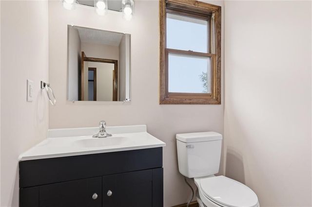 1548 W Romany Court, Olathe, KS 66061