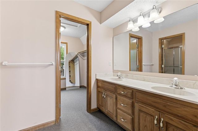 1548 W Romany Court, Olathe, KS 66061