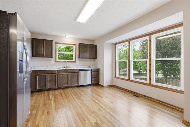 1548 W Romany Court, Olathe, KS 66061