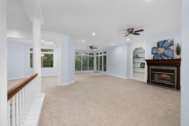 5798 N SUNSET POINT RD, Memphis, TN 38135