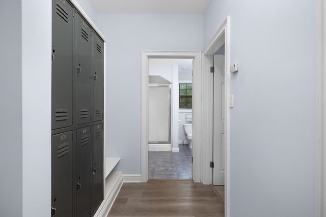 5798 N SUNSET POINT RD, Memphis, TN 38135