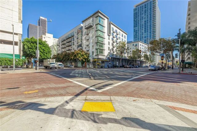 645 W 9th 301, Los Angeles, CA 90015