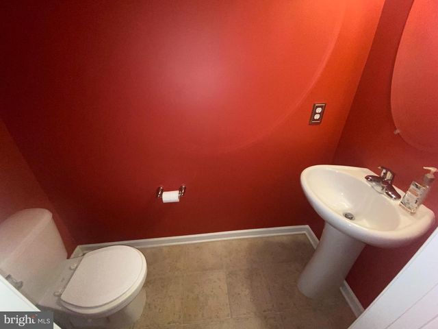 125 CARNEGIE LINKS DR, Martinsburg, WV 25405