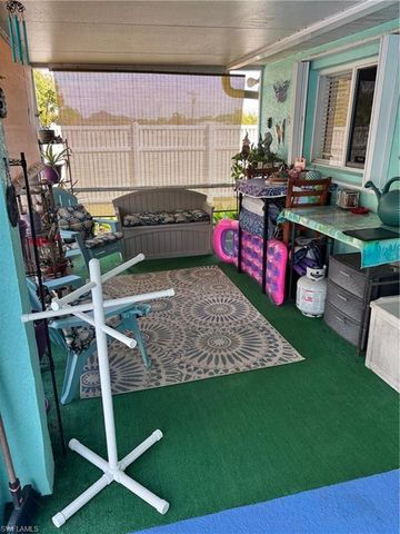 303 Wilmington PKWY, Cape Coral, FL 33993