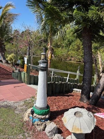 303 Wilmington PKWY, Cape Coral, FL 33993