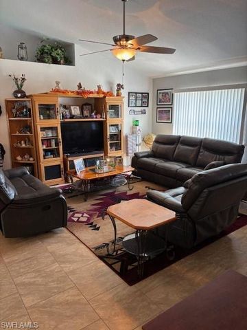 303 Wilmington PKWY, Cape Coral, FL 33993