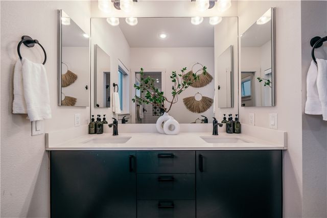 514 SE Tourmaline Mews, Bentonville, AR 72712