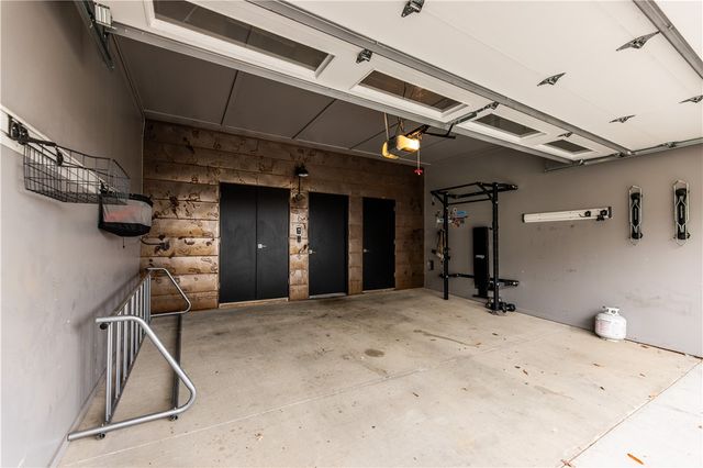 514 SE Tourmaline Mews, Bentonville, AR 72712