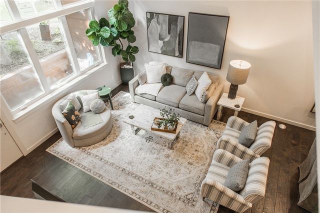 514 SE Tourmaline Mews, Bentonville, AR 72712