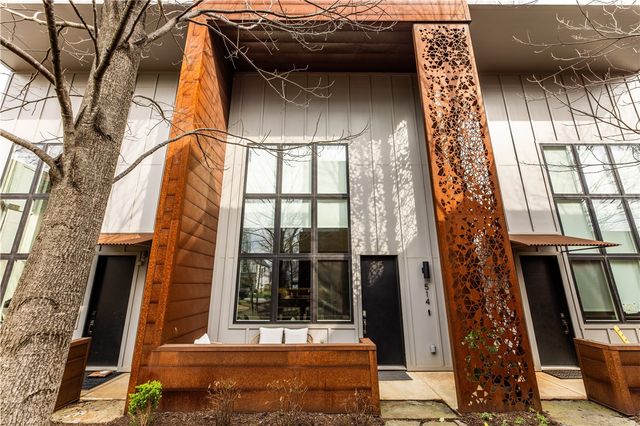 514 SE Tourmaline Mews, Bentonville, AR 72712