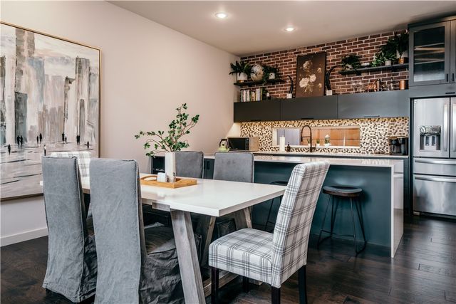 514 SE Tourmaline Mews, Bentonville, AR 72712