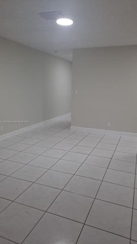 4019 NW 31st Ave 1, Lauderdale Lakes, FL 33309