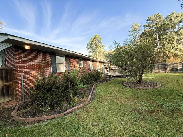 303 S Cherry St, Hamburg, AR 71646