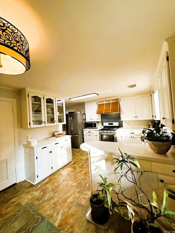 303 S Cherry St, Hamburg, AR 71646