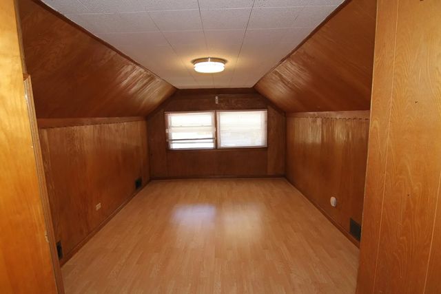 5642 W Newport Avenue, Chicago, IL 60634