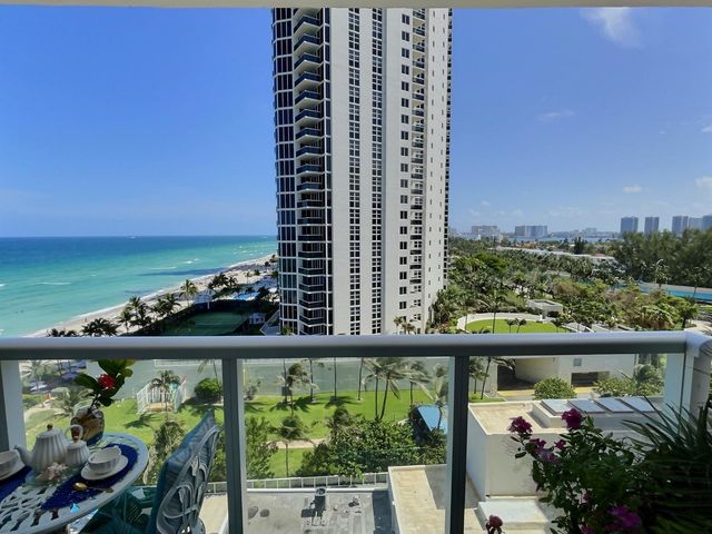 19201 Collins Avenue 809, Sunny Isles Beach, FL 33160