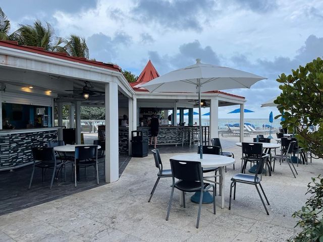 19201 Collins Avenue 809, Sunny Isles Beach, FL 33160