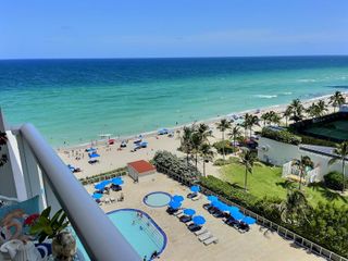 19201 Collins Avenue 809, Sunny Isles Beach, FL 33160