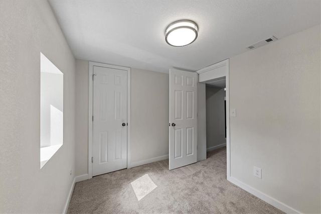 12107 Henry Street, Sugar Creek, MO 64054