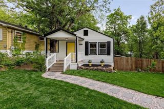 12107 Henry Street, Sugar Creek, MO 64054