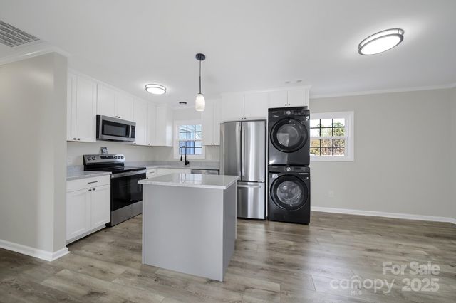 2509 Oxford Circle, Lancaster, SC 29720