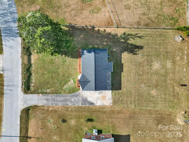 2509 Oxford Circle, Lancaster, SC 29720