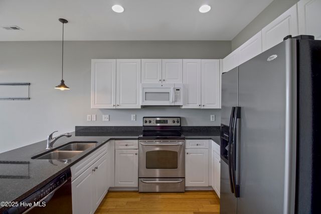 107 Egret Landing Court A, Holly Ridge, NC 28445