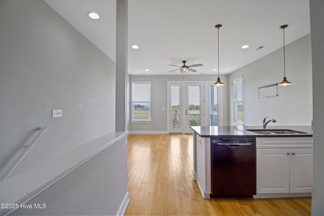 107 Egret Landing Court A, Holly Ridge, NC 28445